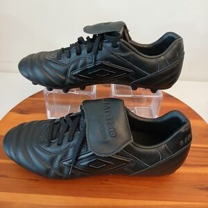 Umbro Speciali Maxim FG Soccer Cleats Mens 12.5 Triple Black Futbol Boots Shoes